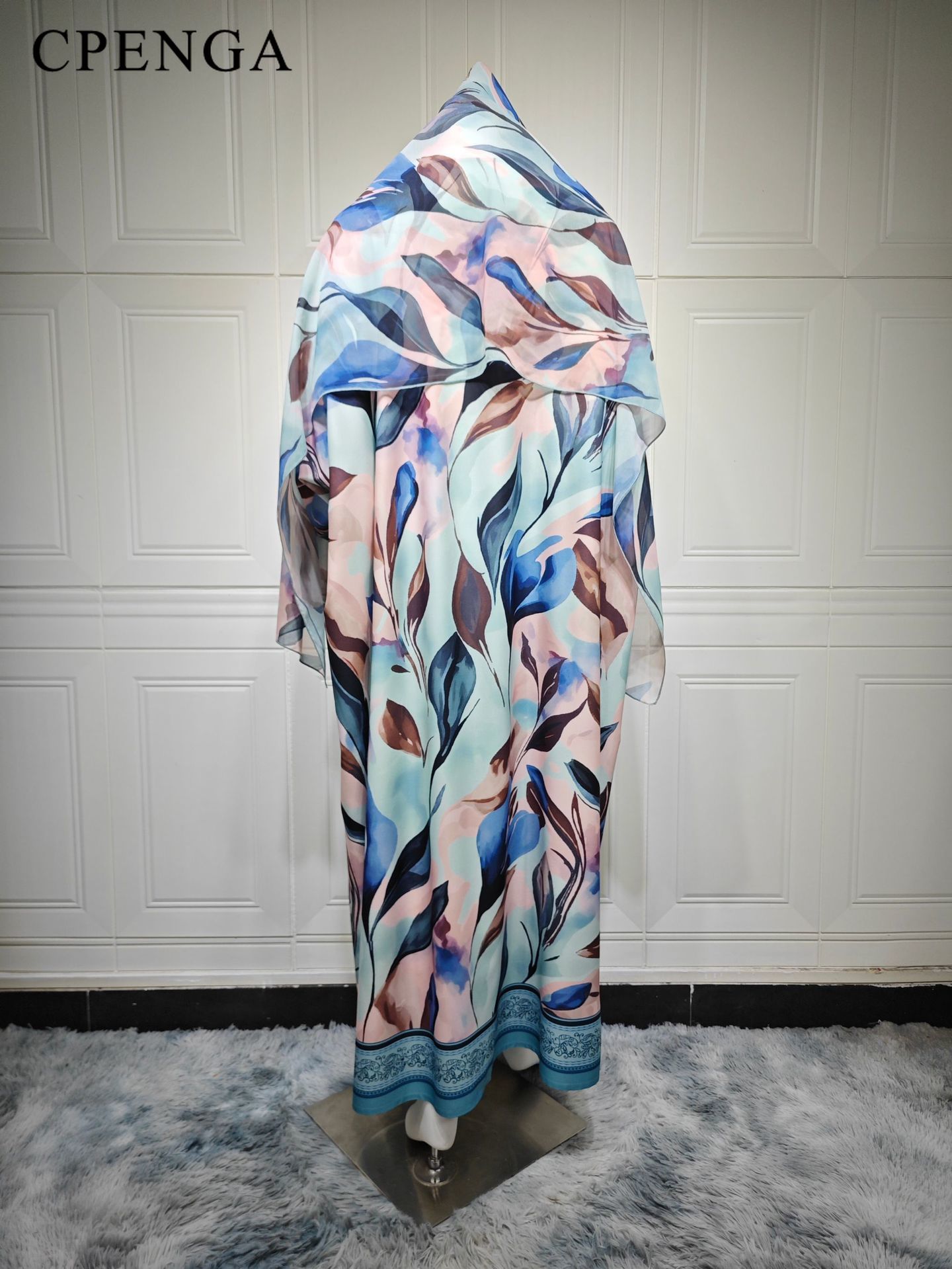 Luxe Dubai Abaya met bloemenpr - Abaya Modest Wear recensie en prijs